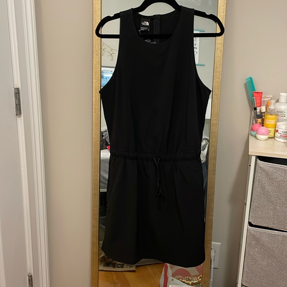 Brand New north face athletic romper (NWT) - perfect for golf/ tennis/ errands!